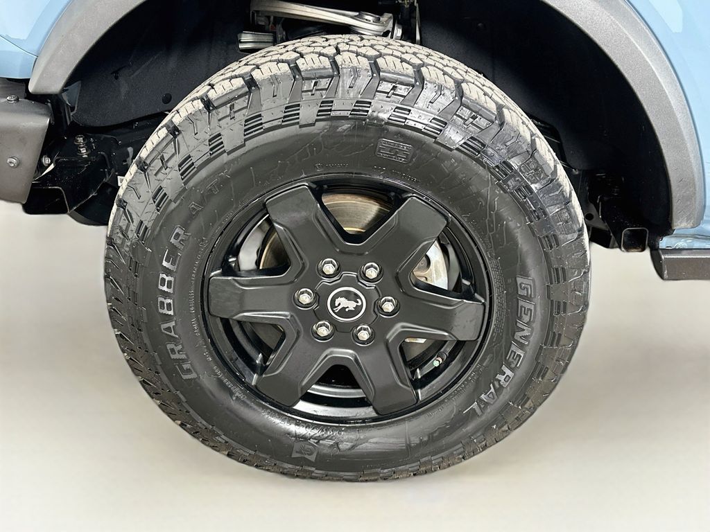 Thumbnail: 2022 Ford Bronco - 8