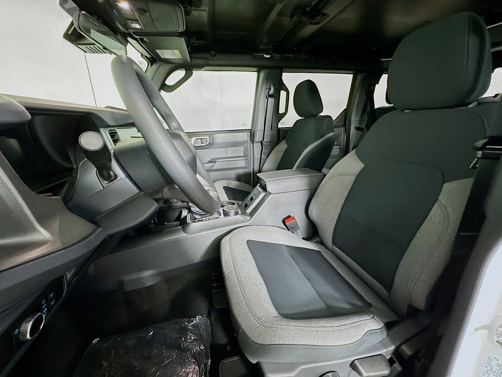 Thumbnail: 2026 Ford Bronco - 9