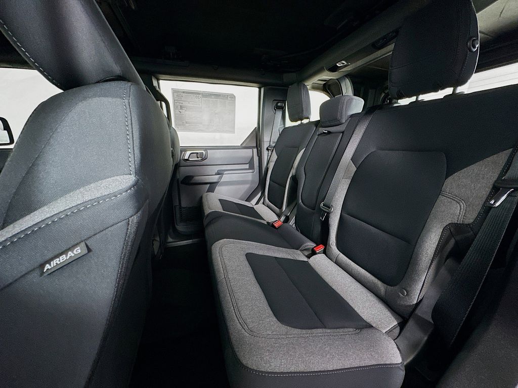 Thumbnail: 2025 Ford Bronco - 11