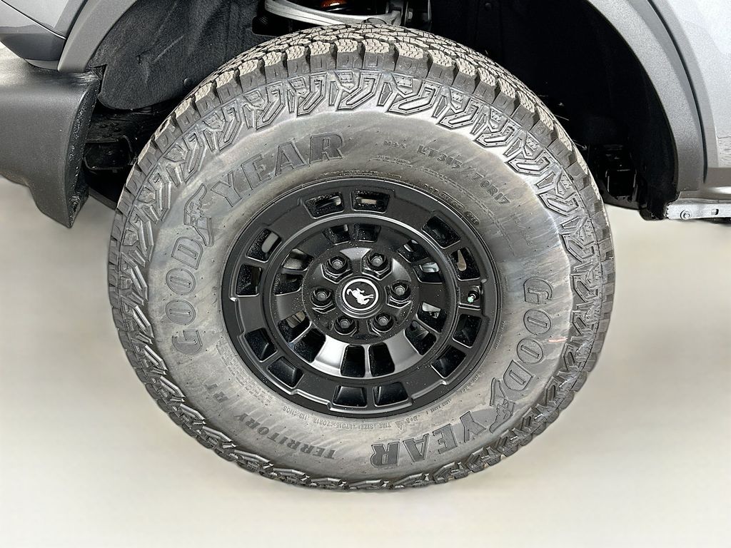 Thumbnail: 2026 Ford Bronco - 8