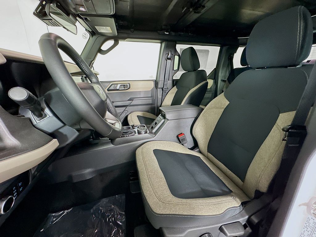 Thumbnail: 2026 Ford Bronco - 10