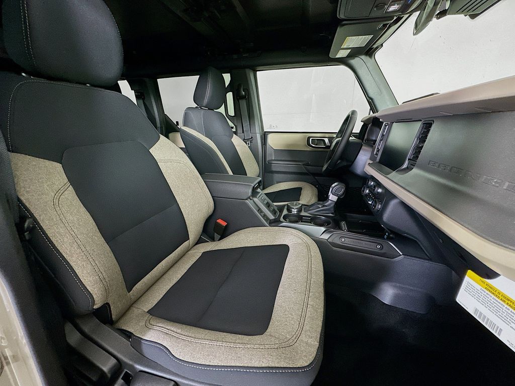 Thumbnail: 2025 Ford Bronco - 12