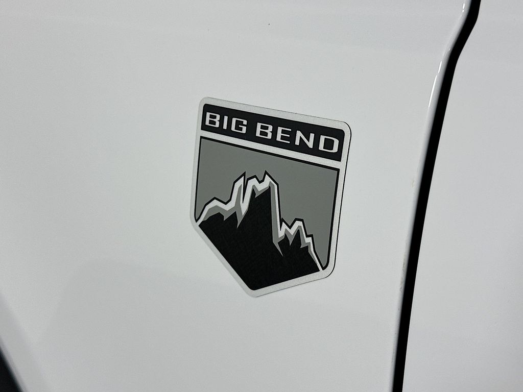 Thumbnail: 2026 Ford Bronco - 6