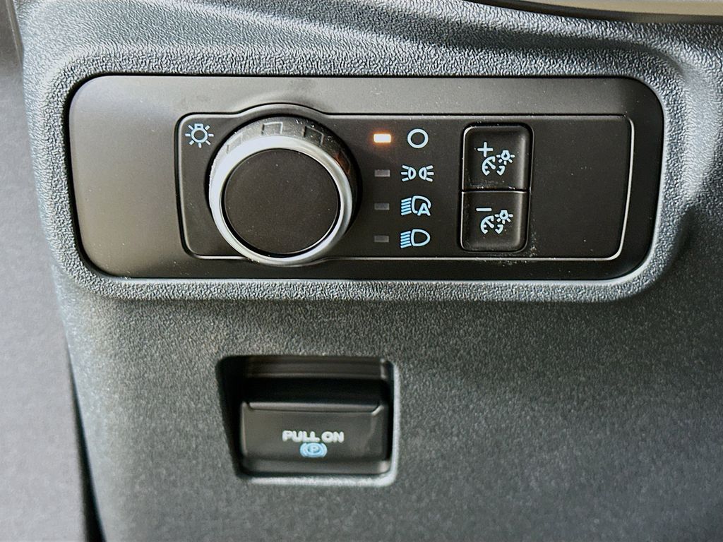 Thumbnail: 2025 Ford Bronco - 28