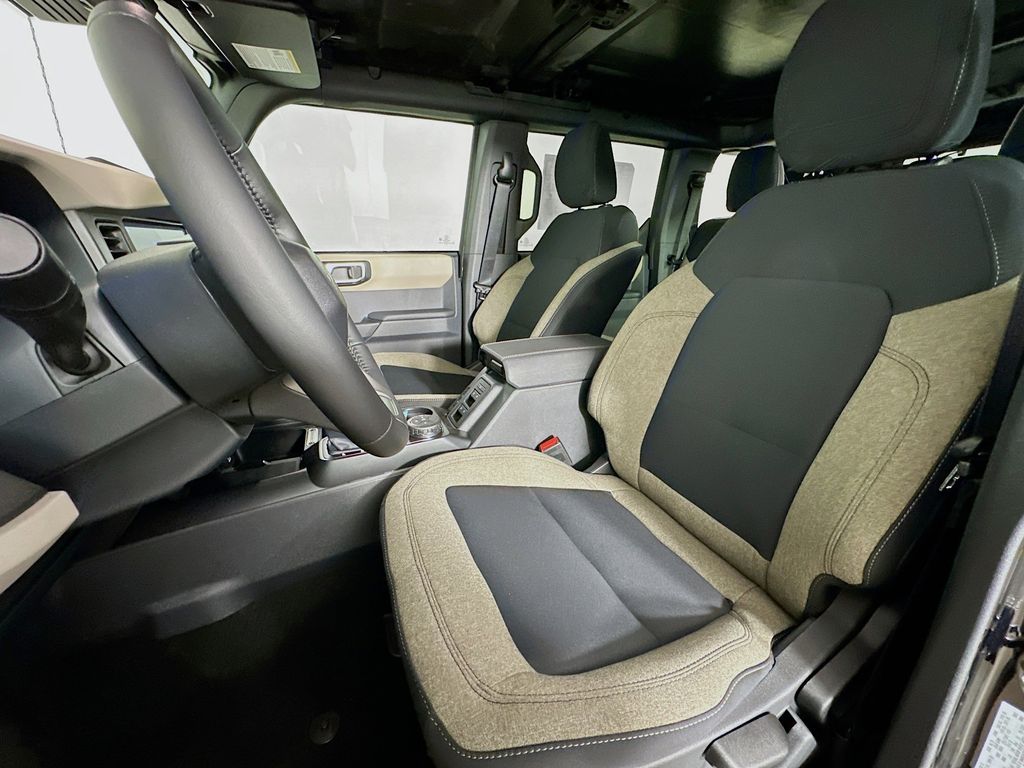 Thumbnail: 2025 Ford Bronco - 11