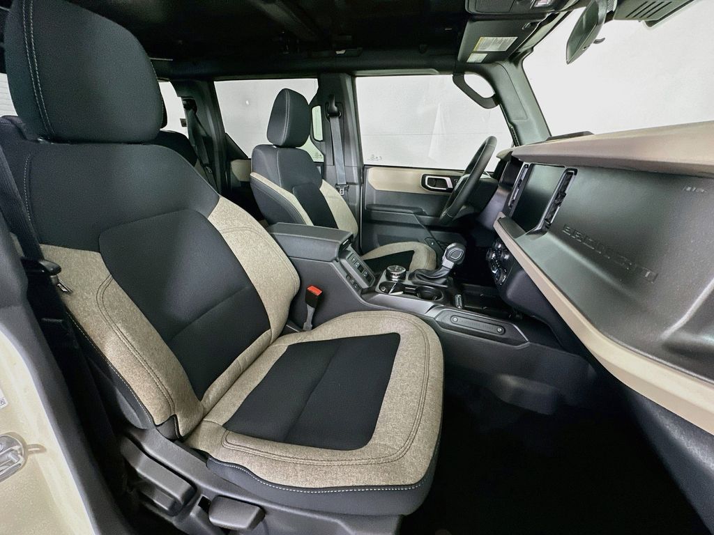 Thumbnail: 2026 Ford Bronco - 11
