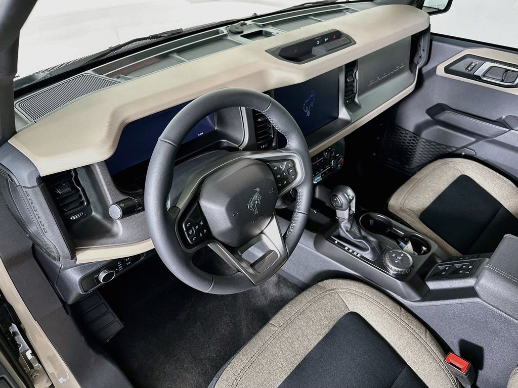 Thumbnail: 2026 Ford Bronco - 2