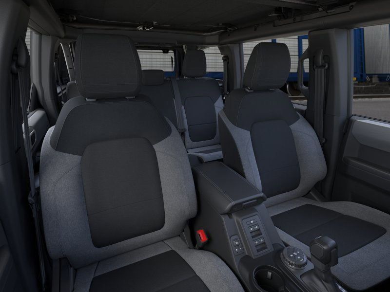 Thumbnail: 2025 Ford Bronco - 7