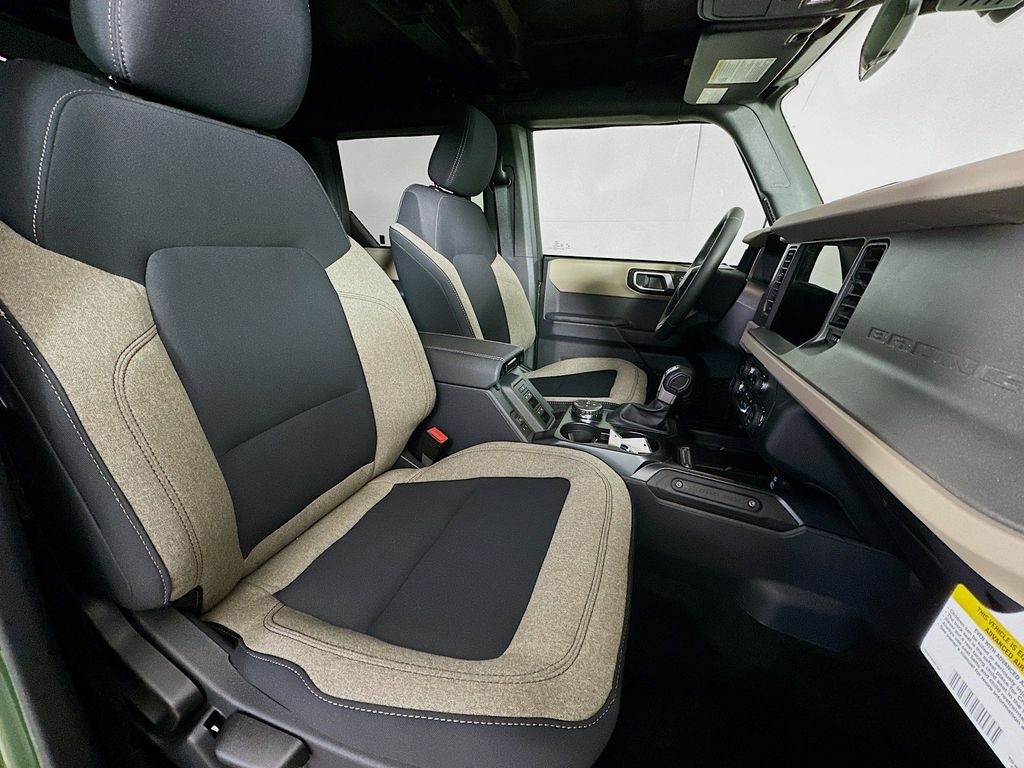 Thumbnail: 2025 Ford Bronco - 11