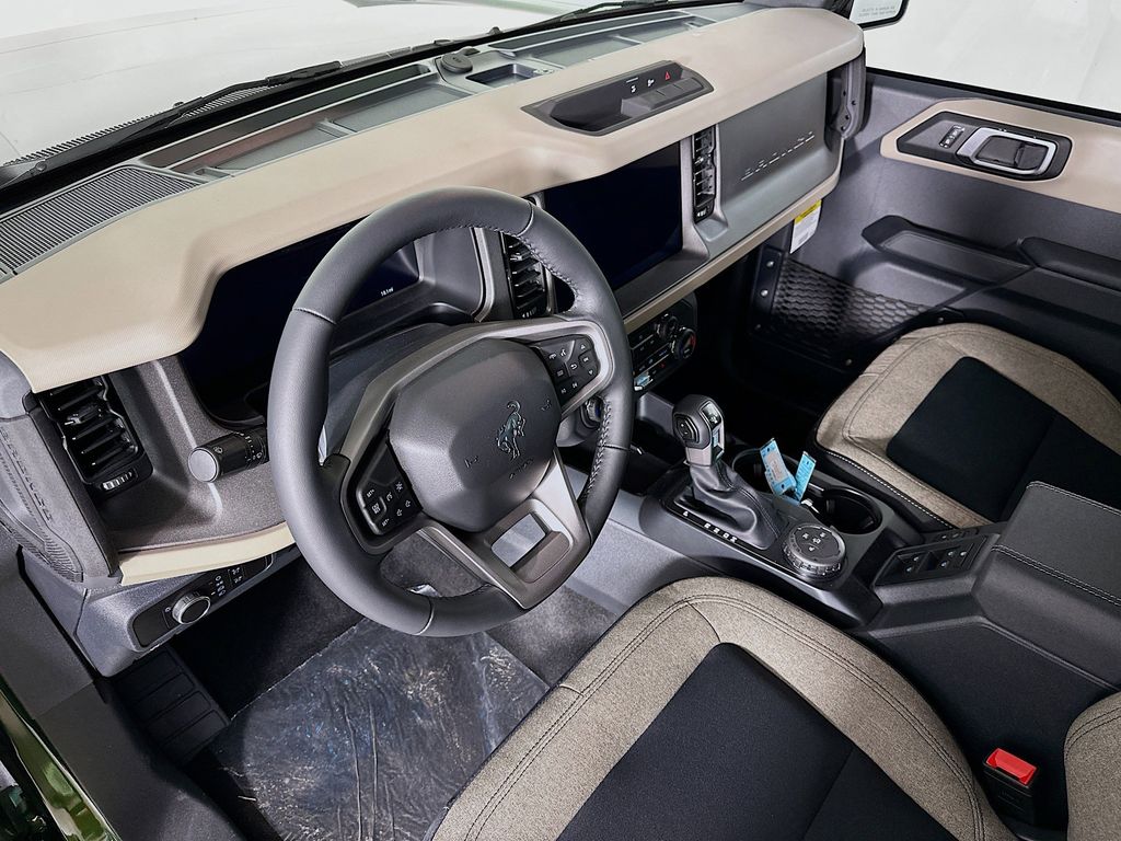 Thumbnail: 2025 Ford Bronco - 2