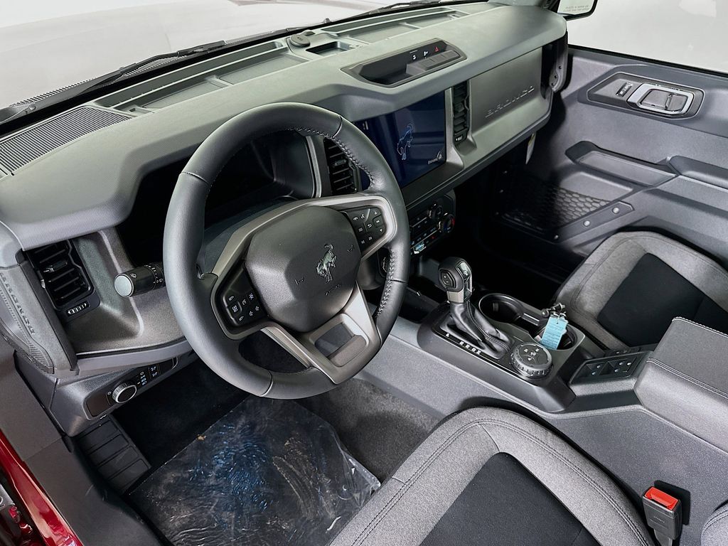 Thumbnail: 2025 Ford Bronco - 2