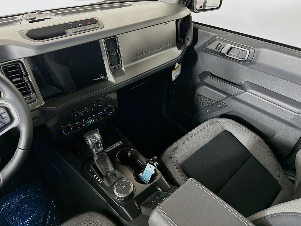 Thumbnail: 2025 Ford Bronco - 13