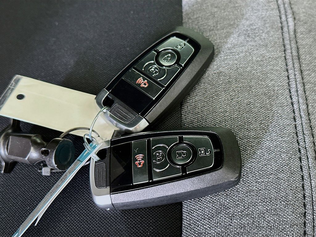 Thumbnail: 2025 Ford Bronco - 19