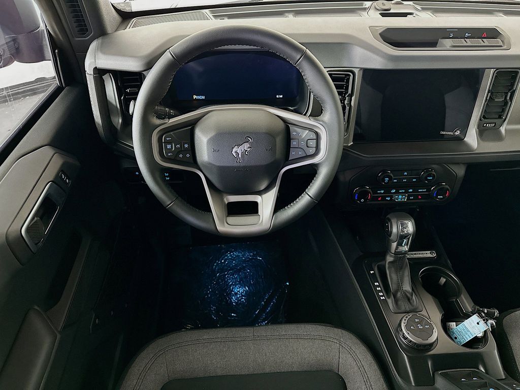 Thumbnail: 2025 Ford Bronco - 9