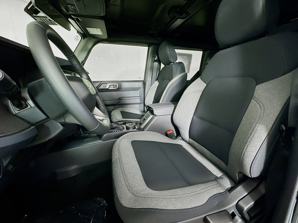 Thumbnail: 2025 Ford Bronco - 10