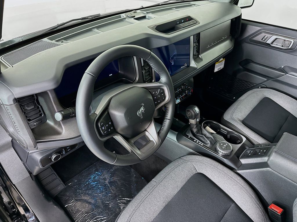 Thumbnail: 2025 Ford Bronco - 2