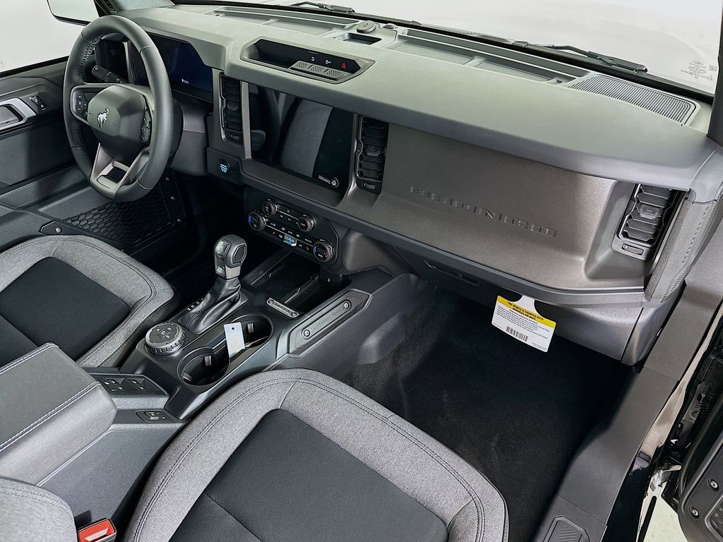 Thumbnail: 2025 Ford Bronco - 32