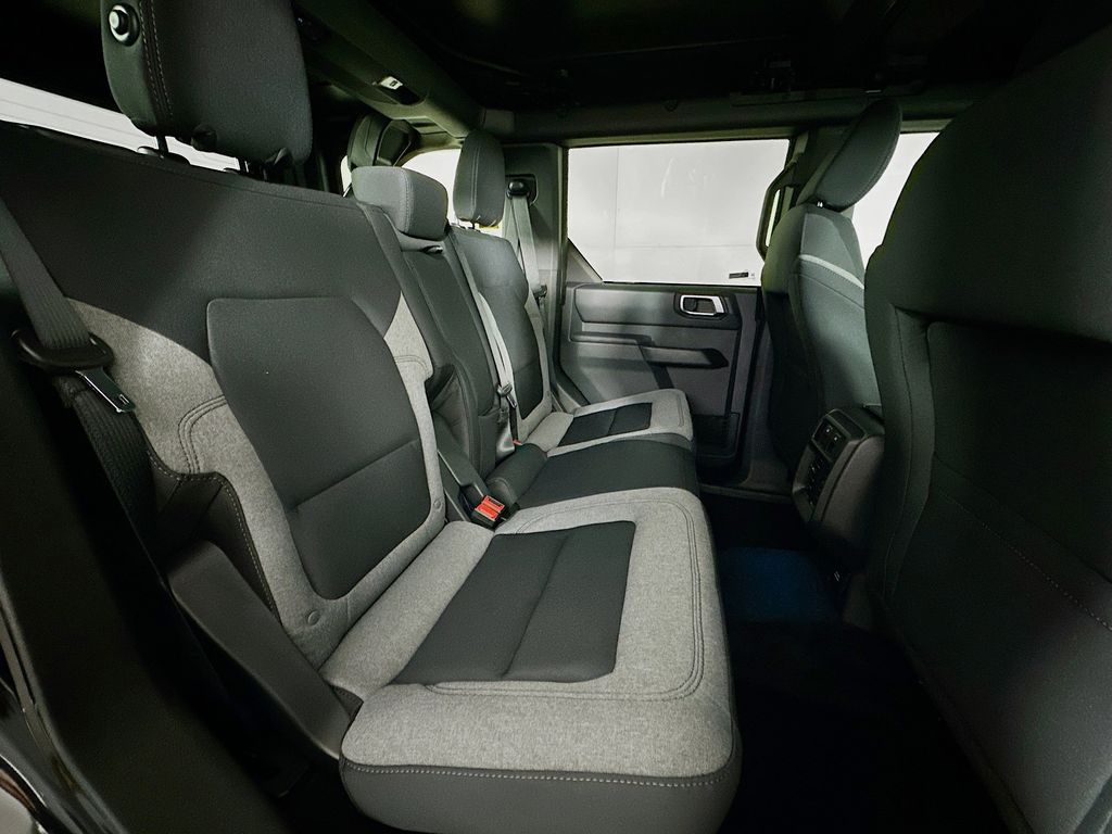 Thumbnail: 2025 Ford Bronco - 31