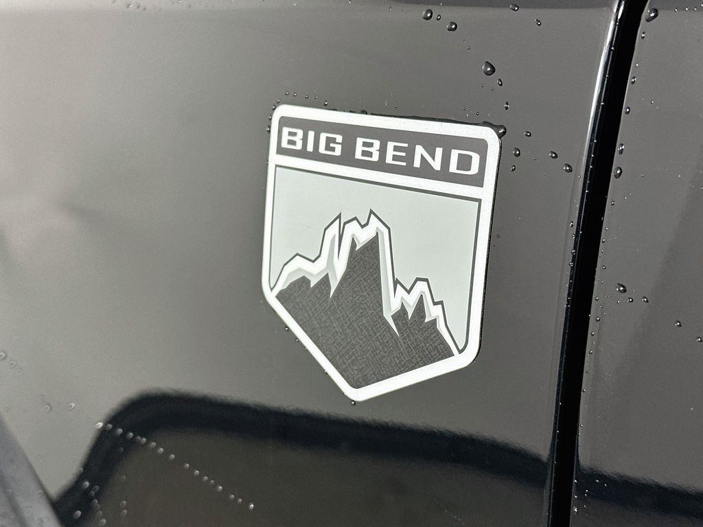 Thumbnail: 2026 Ford Bronco - 6