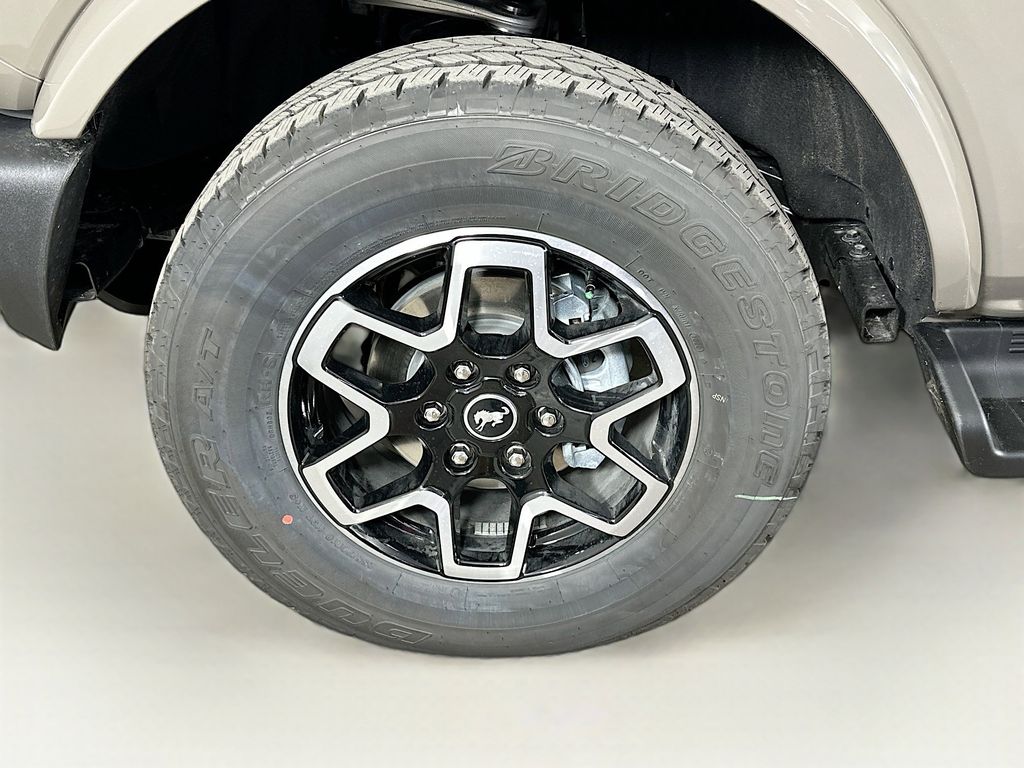 Thumbnail: 2026 Ford Bronco - 7