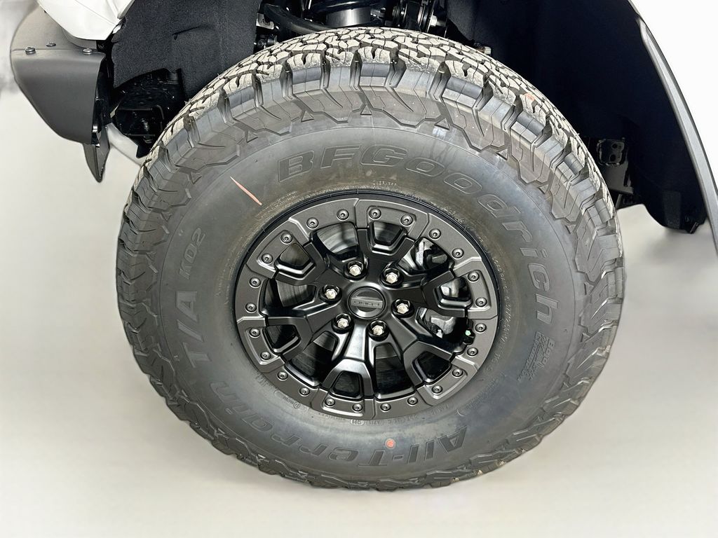 Thumbnail: 2026 Ford Bronco - 6