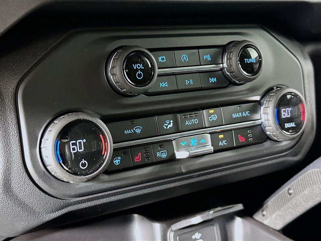 Thumbnail: 2026 Ford Bronco - 21