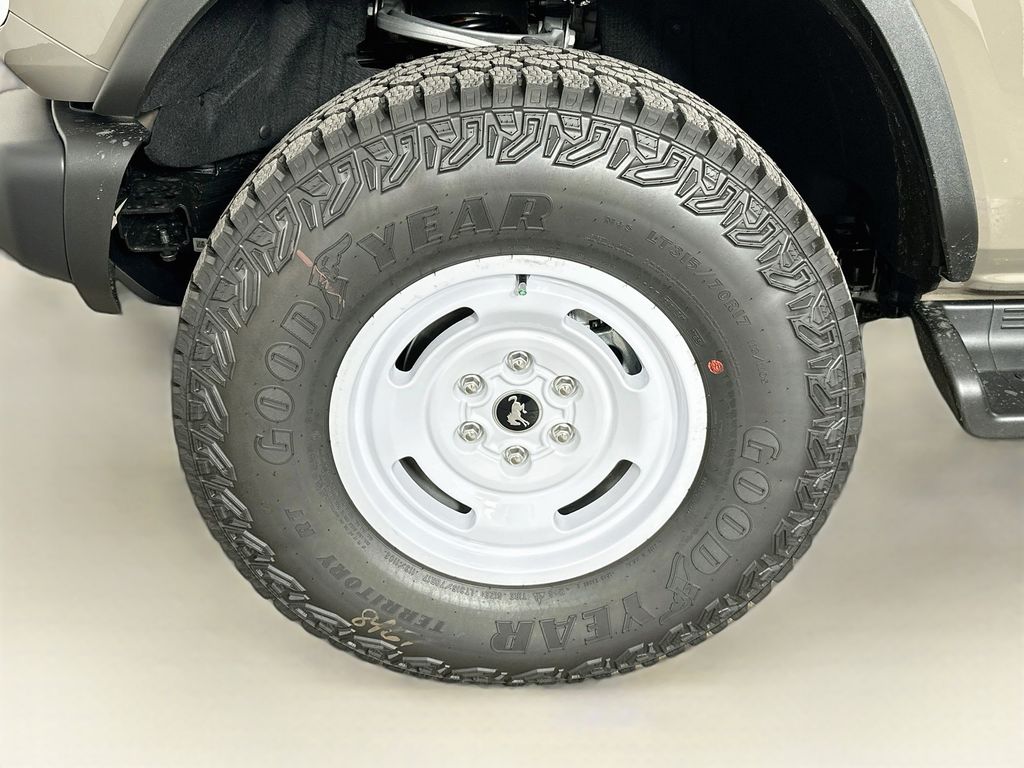Thumbnail: 2026 Ford Bronco - 6