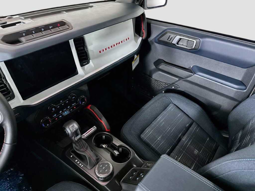 Thumbnail: 2026 Ford Bronco - 14