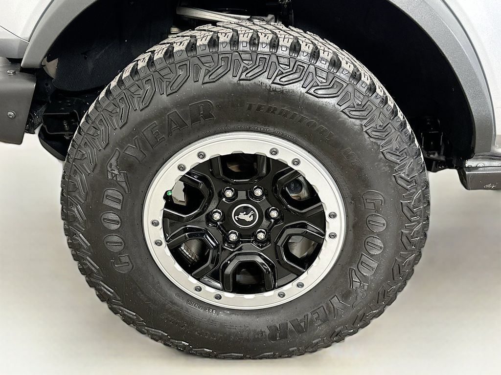 Thumbnail: 2021 Ford Bronco - 8