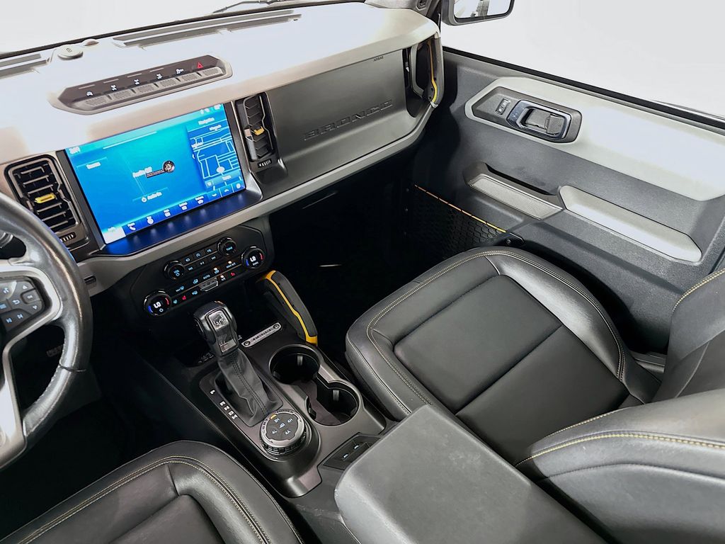 Thumbnail: 2021 Ford Bronco - 14