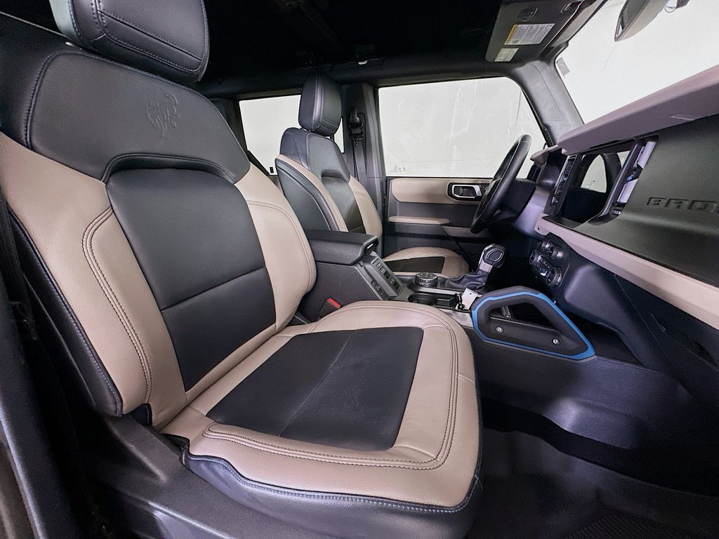 Thumbnail: 2021 Ford Bronco - 11
