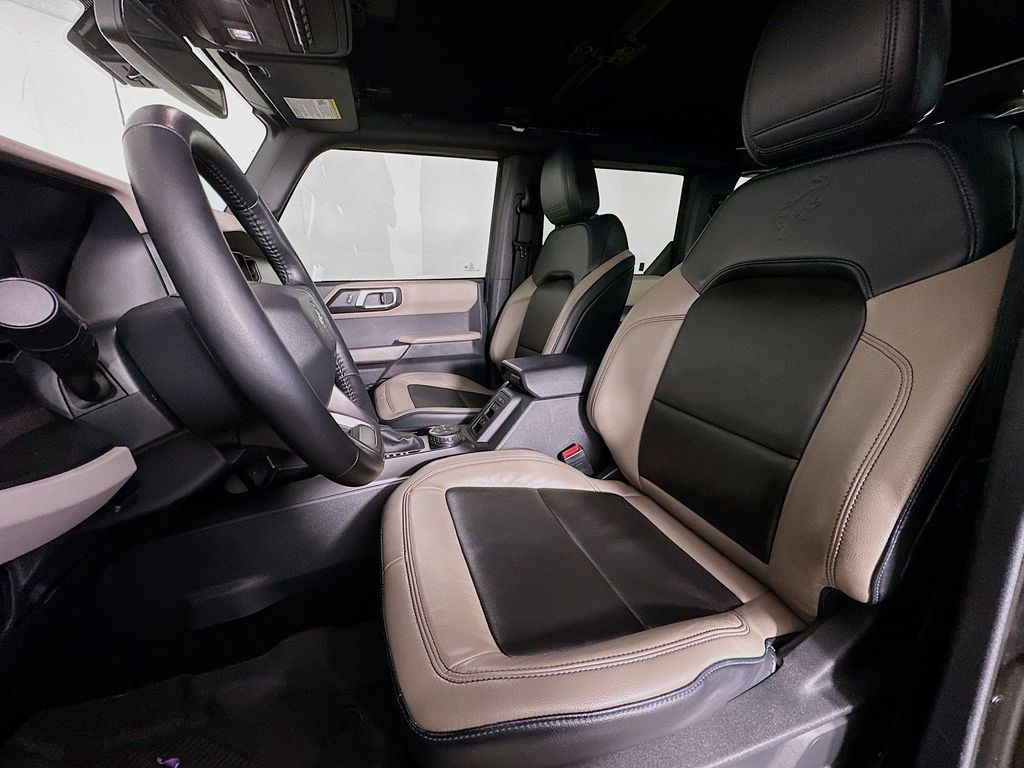 Thumbnail: 2021 Ford Bronco - 10