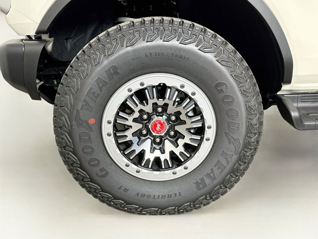 Thumbnail: 2026 Ford Bronco - 6