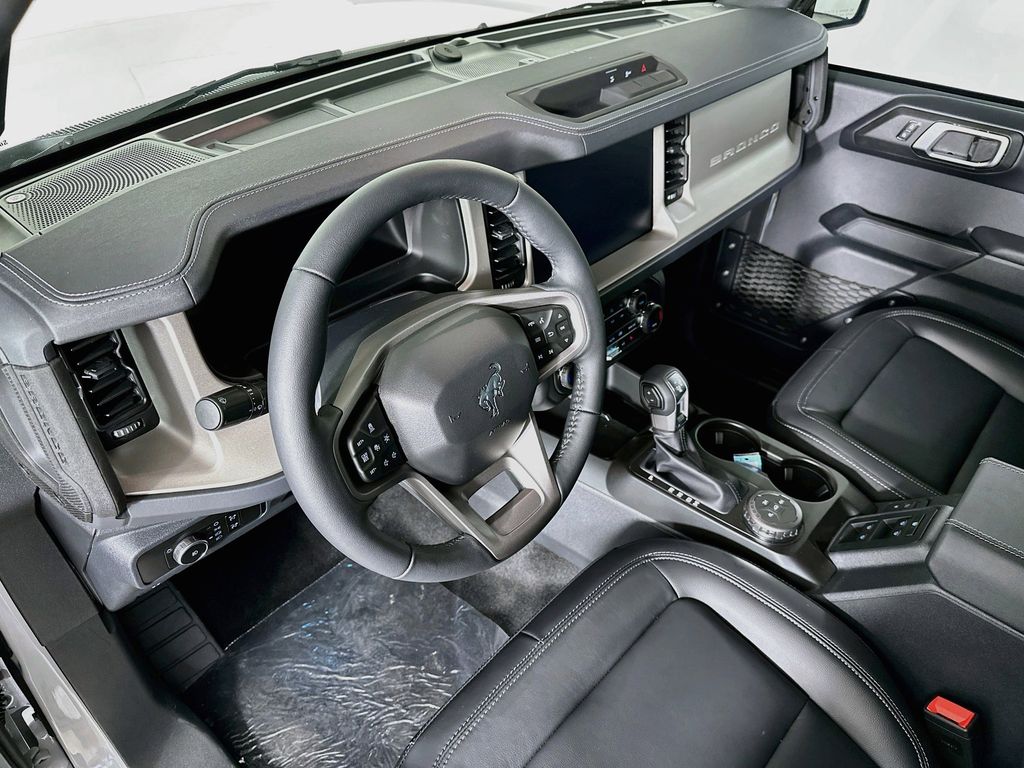 Thumbnail: 2026 Ford Bronco - 2