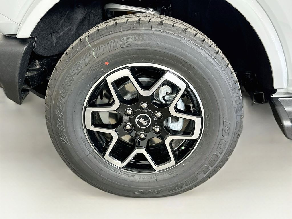 Thumbnail: 2026 Ford Bronco - 8