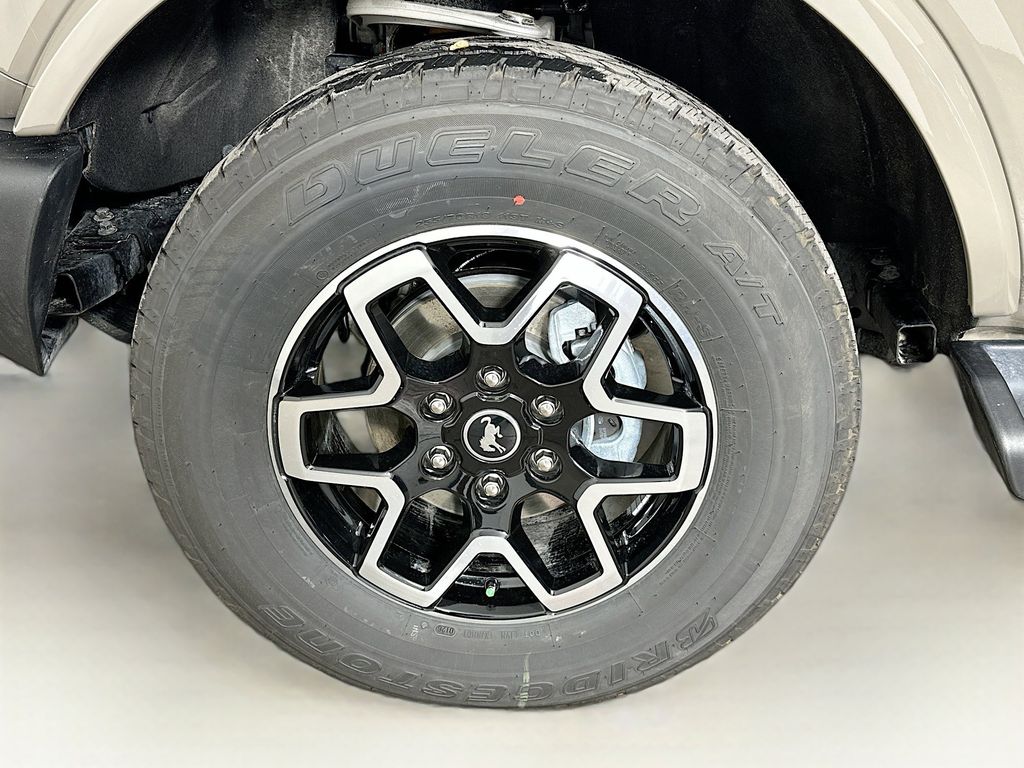 Thumbnail: 2026 Ford Bronco - 7