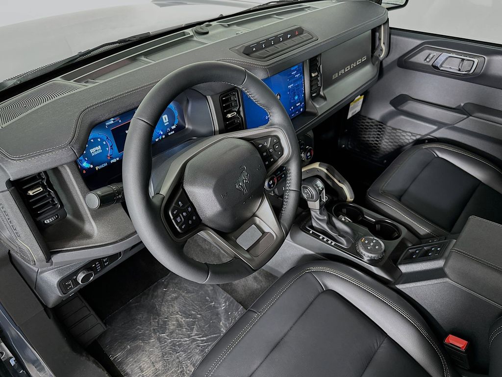 Thumbnail: 2025 Ford Bronco - 2