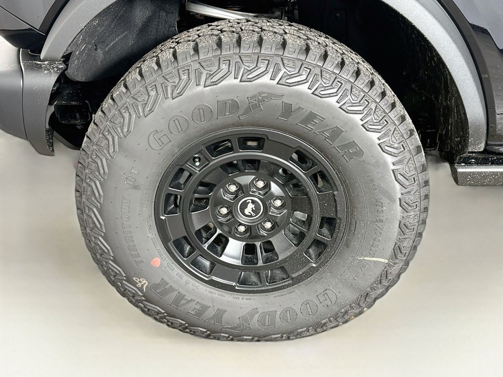 Thumbnail: 2026 Ford Bronco - 6