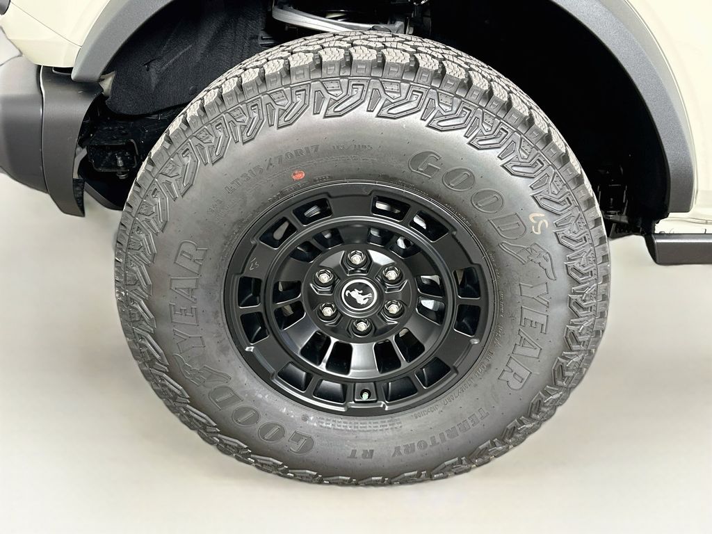 Thumbnail: 2026 Ford Bronco - 7