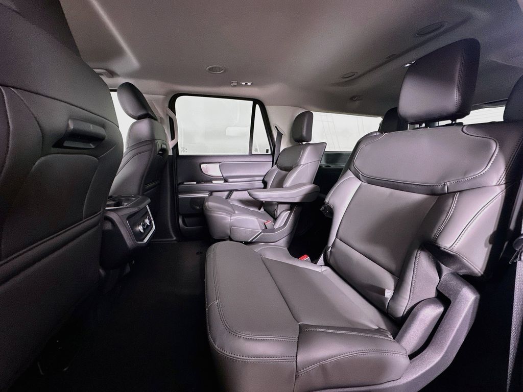 Thumbnail: 2027 Ford Expedition MAX - 12