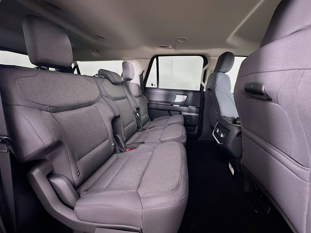 Thumbnail: 2026 Ford Expedition MAX - 31