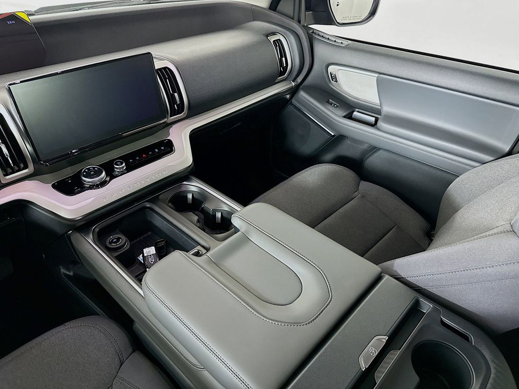 Thumbnail: 2026 Ford Expedition MAX - 12
