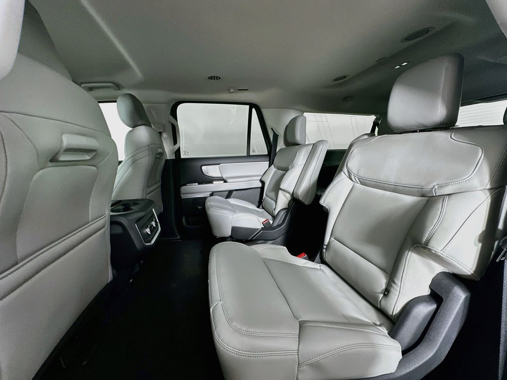 Thumbnail: 2027 Ford Expedition MAX - 13