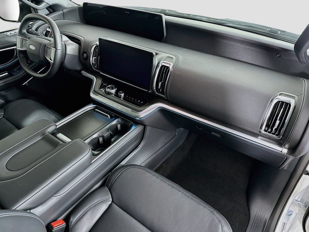 Thumbnail: 2027 Ford Expedition MAX - 33
