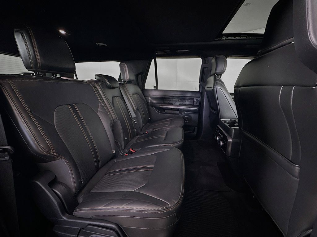 Thumbnail: 2022 Ford Expedition MAX - 33