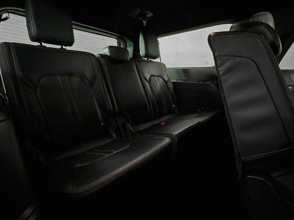 Thumbnail: 2022 Ford Expedition MAX - 32