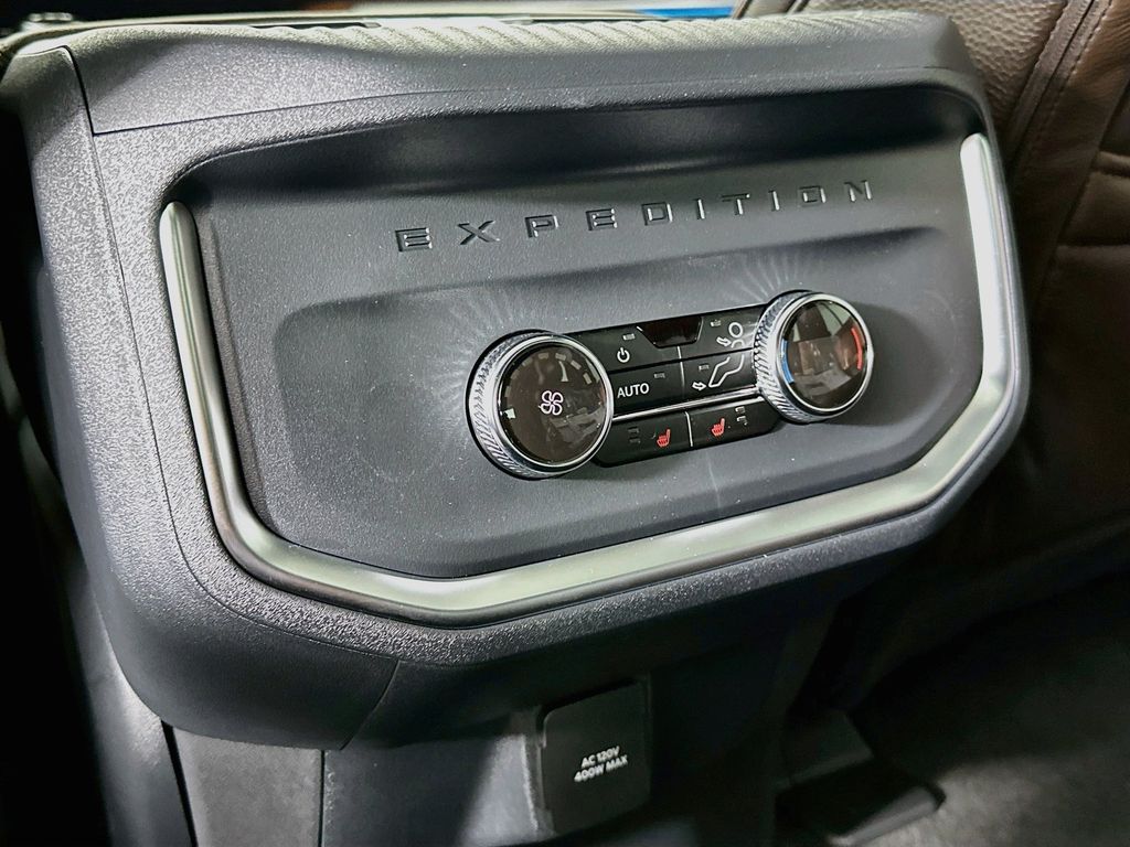 Thumbnail: 2027 Ford Expedition MAX - 20