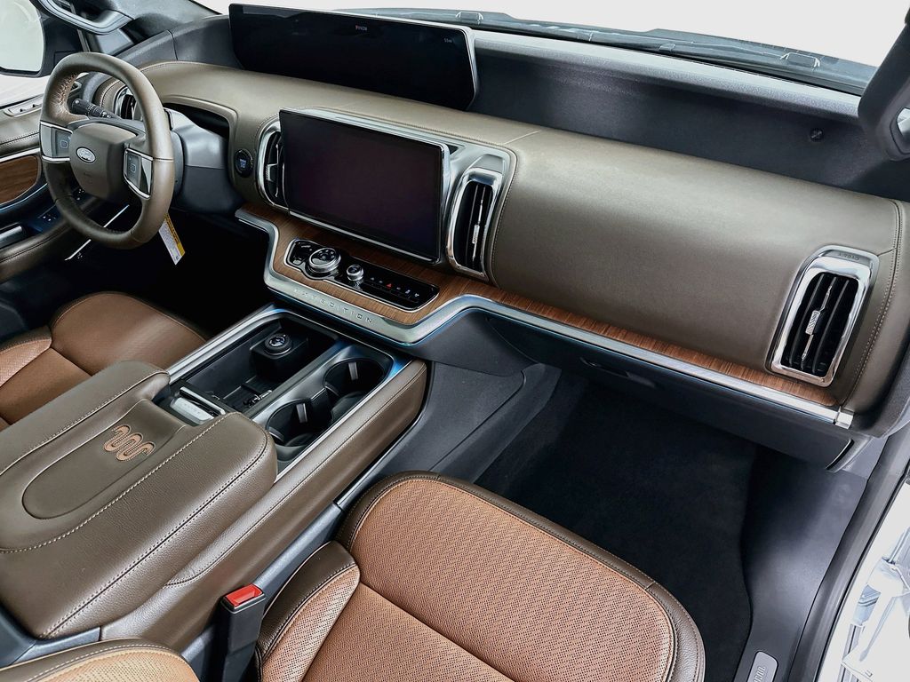 Thumbnail: 2027 Ford Expedition MAX - 33