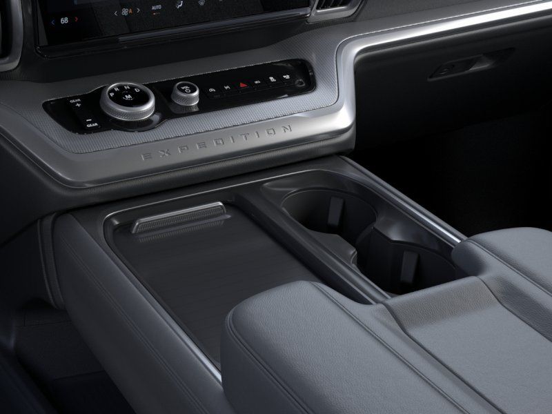Thumbnail: 2026 Ford Expedition - 13