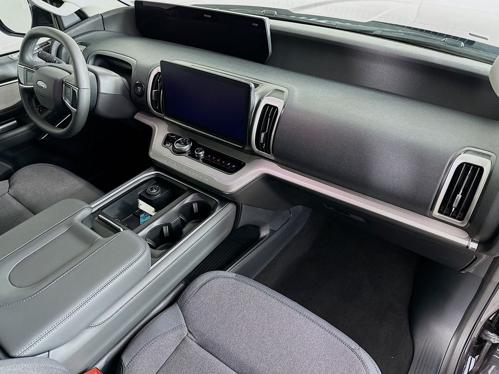Thumbnail: 2026 Ford Expedition - 9